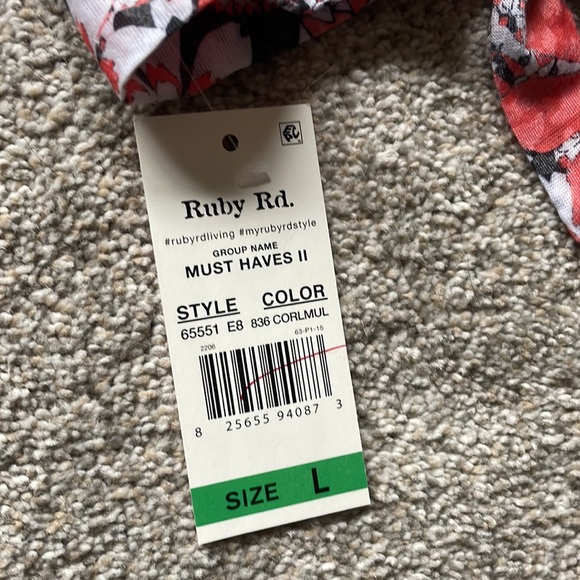 Ruby Rd. Fun Summer Blouse - Picture 9 of 10